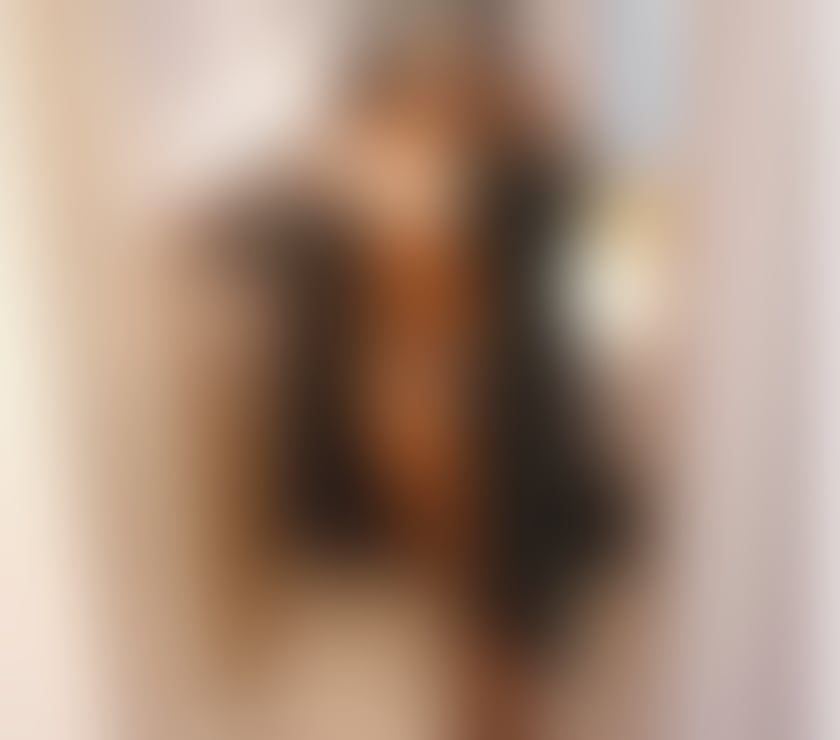 Fun ebony Canadian at Heathrow 2 days