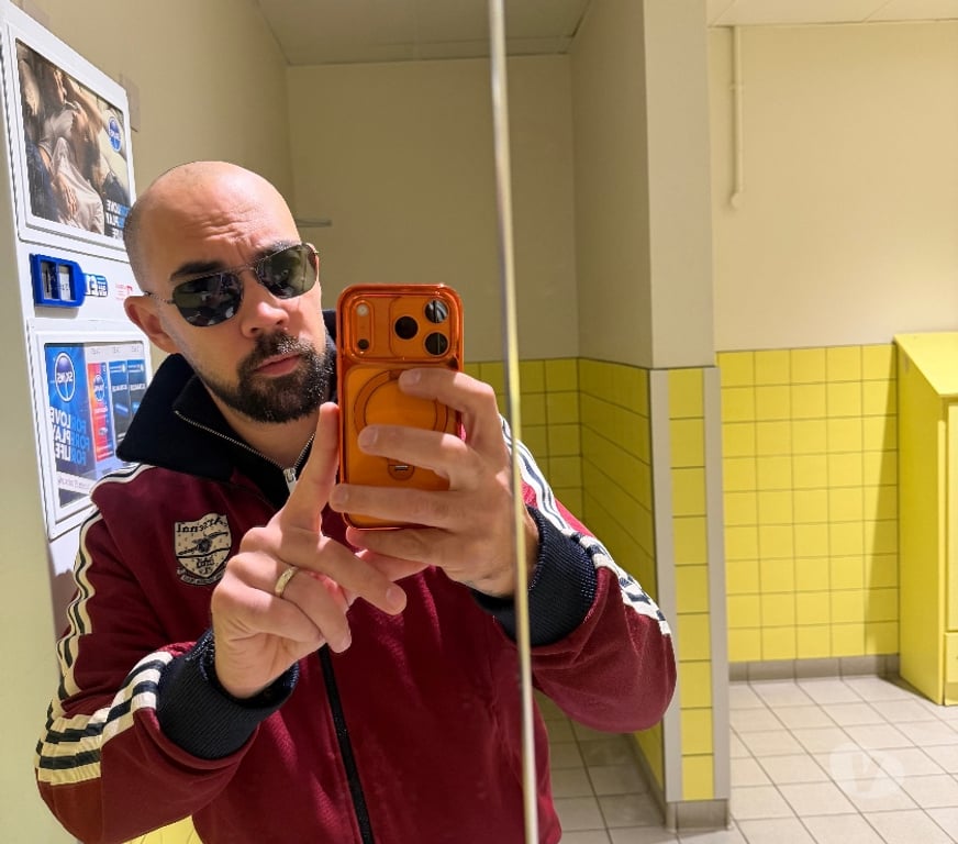 Escorts Peterborough Peterborough City Centre - Peterborough - Photos for Escort for gay and bi men