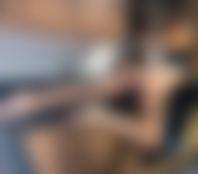 Escorts Buckinghamshire Milton Keynes - Photos for Elizabeth incall brunette tall beauty