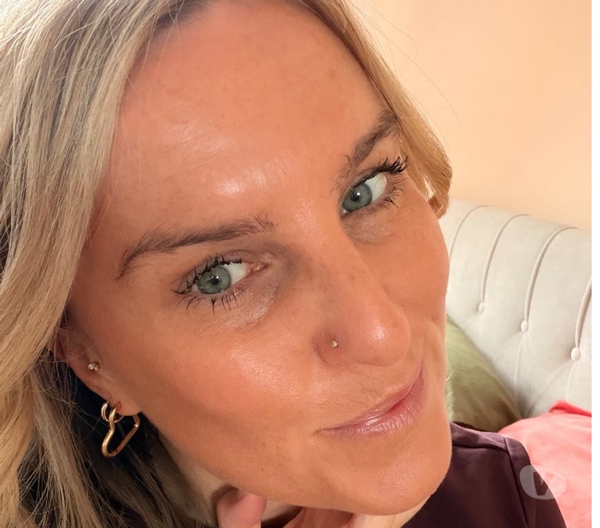 Adult Entertainment West Yorkshire Leeds - Photos for Blonde British hotwife