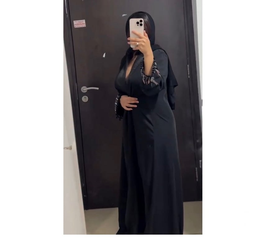 Escorts Lancashire Preston - Photos for OUTCALLS ONLY- British Indian Hijabi Goddess(GFE+ content)