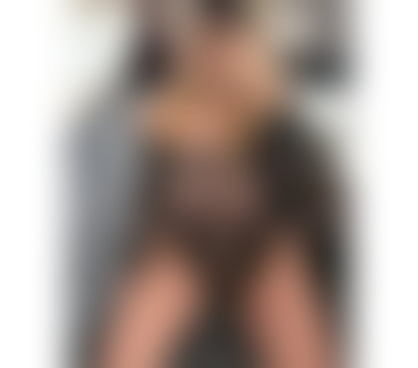  Escorts & Erotic Massage Huddersfield Kirklees - Photos for Hello gentlemen I'm Vanessa ♥️ 🥳 ❤️