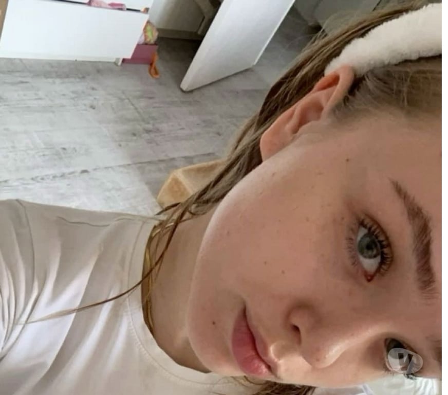 Adult Entertainment East London Canary Wharf - East London - Photos for 18 year old petite blonde (i verify)