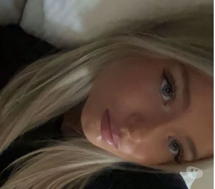 Adult Entertainment Canary Wharf East London - Photos for 18 year old petite blonde (i verify)