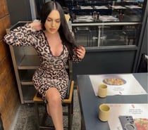 Trans Girl – Bottom – West London, Real Photos