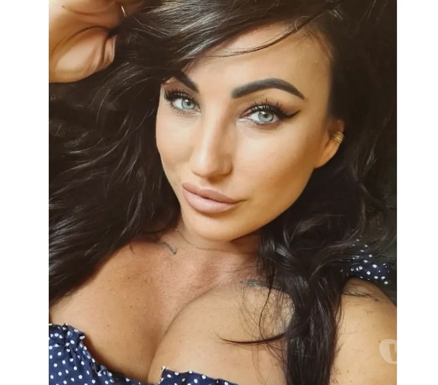 Escorts Hampshire Southampton - Photos for ESSEXBADDIE☺️LONGHAIR🎀PARTYGIRL🥂