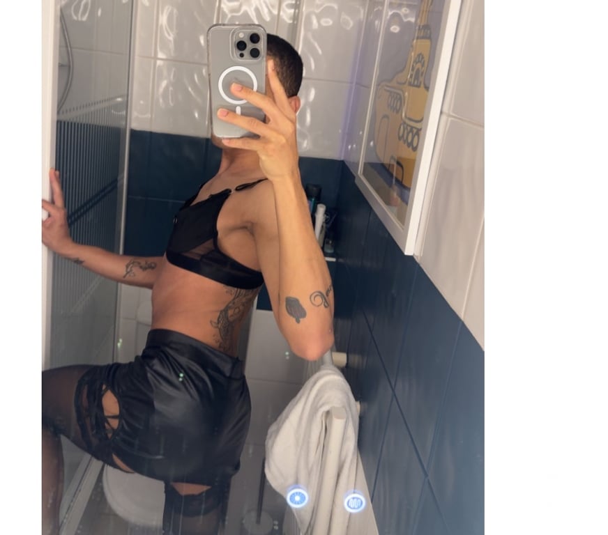 Trans Escorts Greater Manchester Manchester - Photos for 👠 Feemboy Brazilian 😈 party 🎉