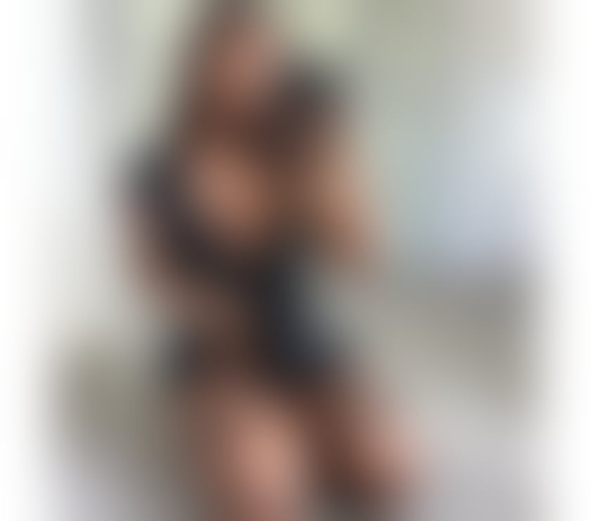 Escorts East London Havering - Photos for New in town just arrived party girls x