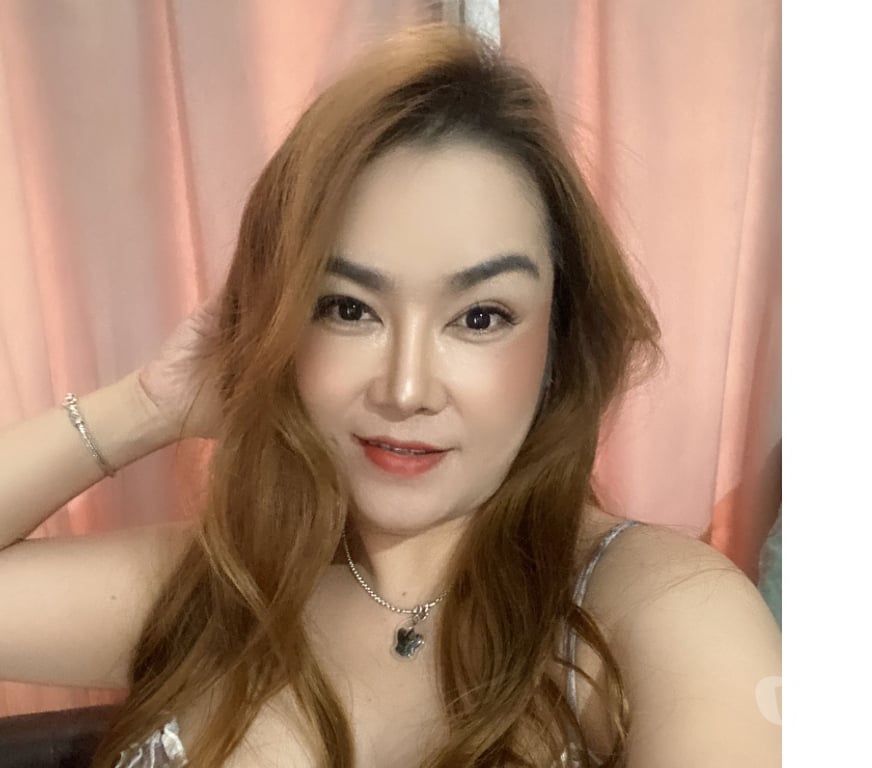 Escorts West Midlands Solihull - Photos for Emmie professional Thai Massage And Body To Body😘