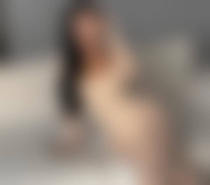 Escorts Reading Caversham - Reading - Photos for BUSTY BRUNETTE FOR OUTCALL ❤️