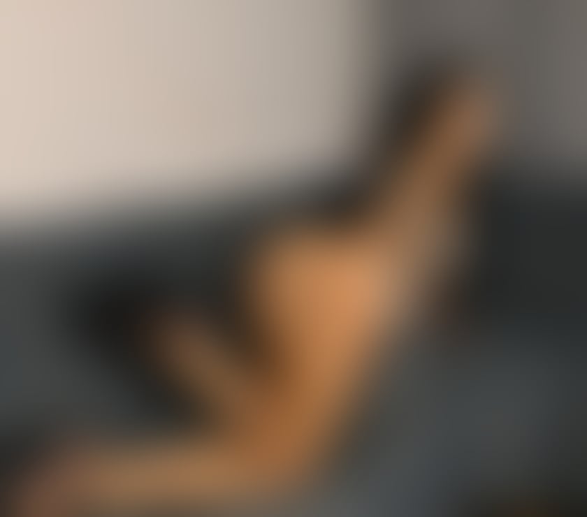 Brunette naughty party 🥳