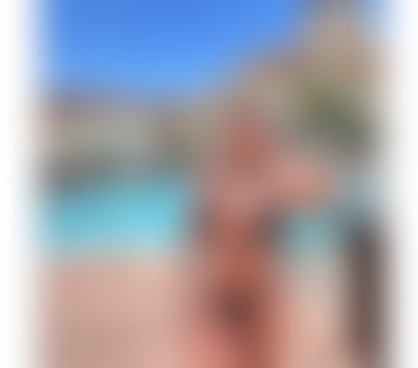 Trans Escorts Surrey Woking - Photos for Amanda hot Brazilian