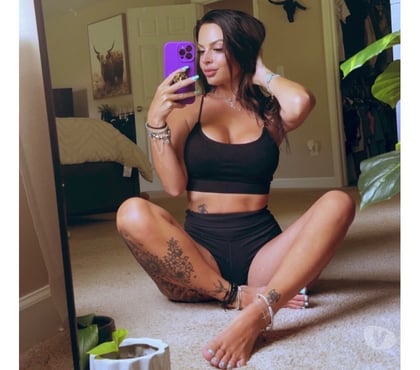 Escorts Wigan Town Centre Wigan - Photos for Amy❤️😎😘Sexy Brunette kiss