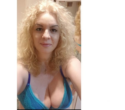 PSE Escorts & Erotic Massage Stoke on Trent City Centre Stoke-on-Trent - Photos for NAUGHTY Rihanna just few days in the town 💋🇬🇧