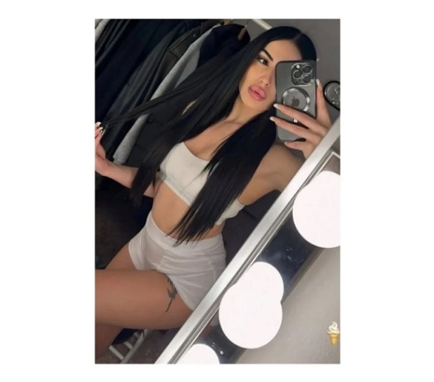 Escorts Mid Ulster Cookstown - Mid Ulster - Photos for Luna here for 4 days