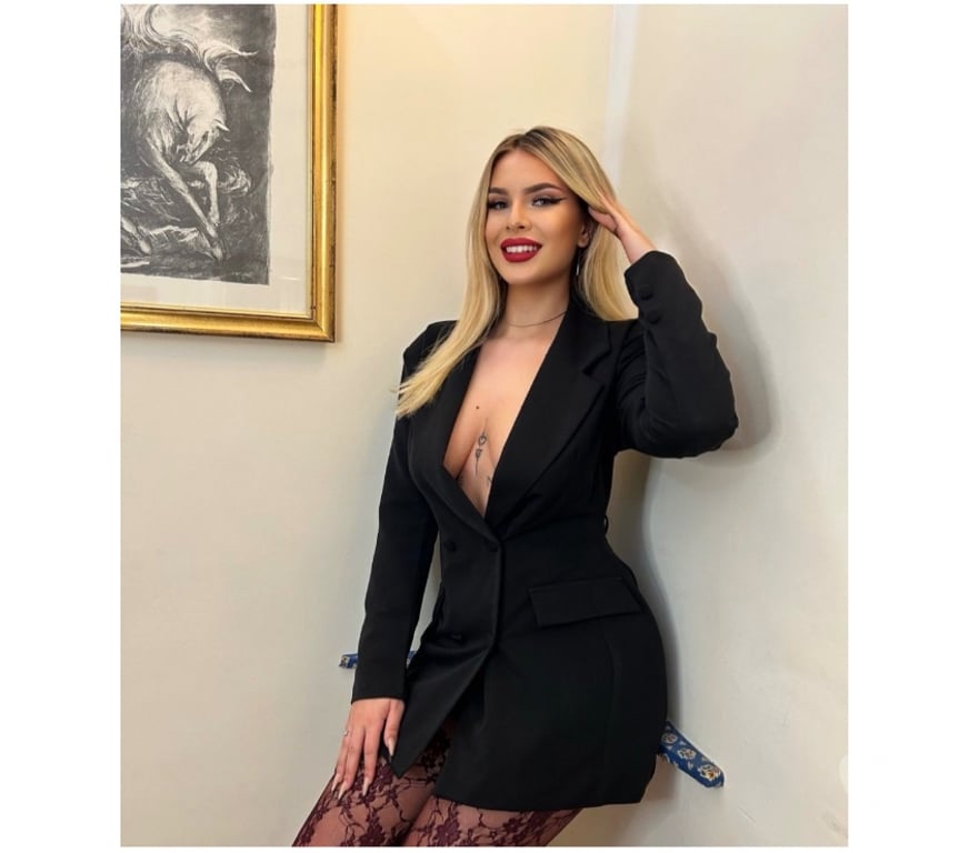 Escorts Bedfordshire Luton - Photos for 🥰Adelle🥰 : Escort og Massage.