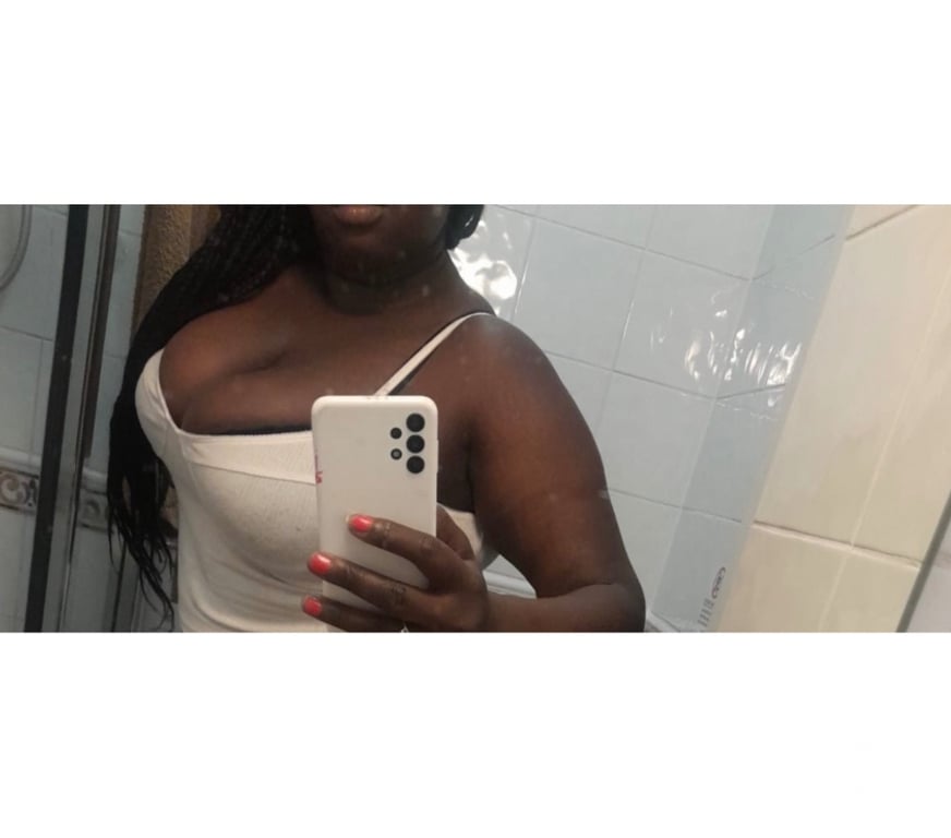 Escorts North West London Camden - Photos for British Indian curvy tease 💦 BJ queen 🫦💋