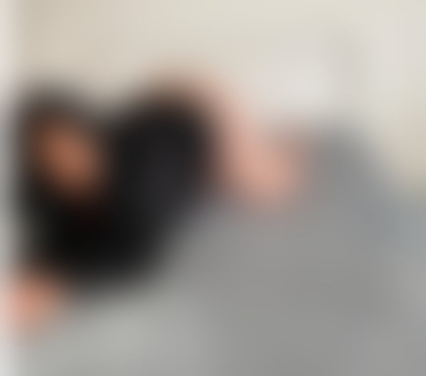 Anna, new here ,best service i call outcall, party girl