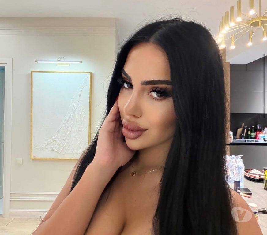 Escorts West London Hounslow - Photos for 🇧🇷Julia🔥Milf lady in London available for Outcall