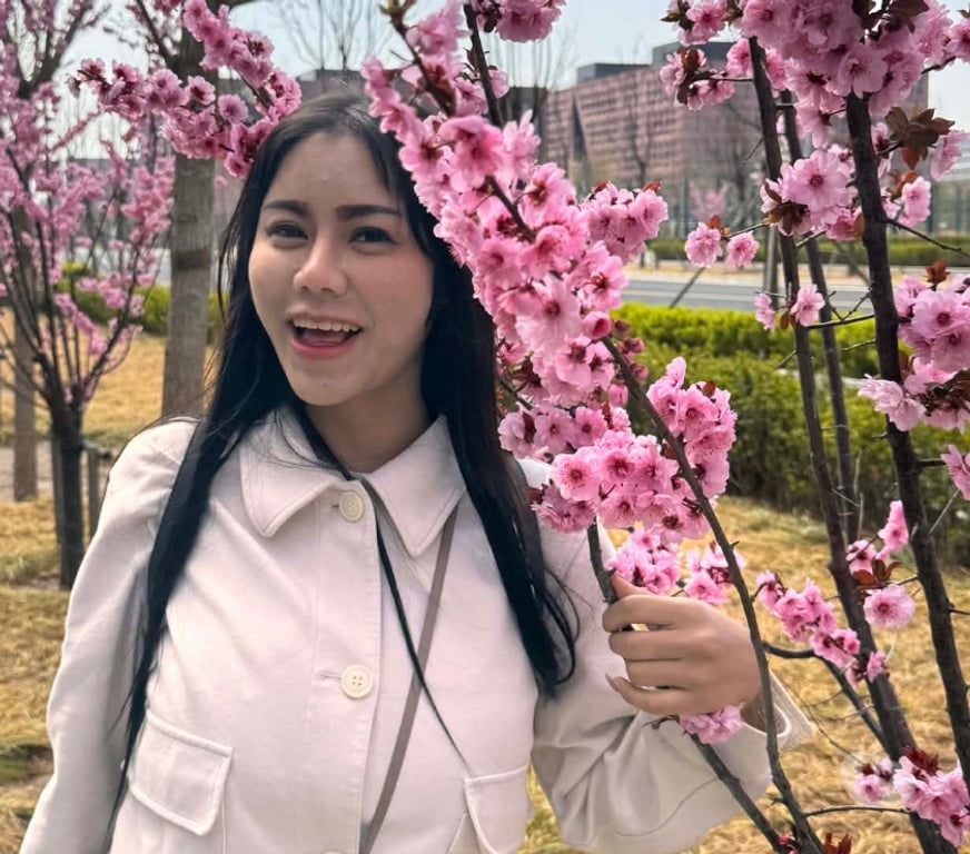 Escorts West Berkshire Farnborough - West Berkshire - Photos for Meena Thai Cutie Girl