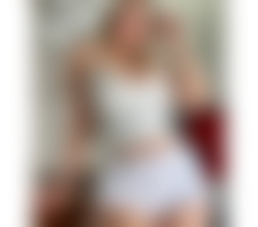  Escorts Bromley-by-Bow Station East London - Photos for 💋Karla 🌸best party full services 💯call me!!