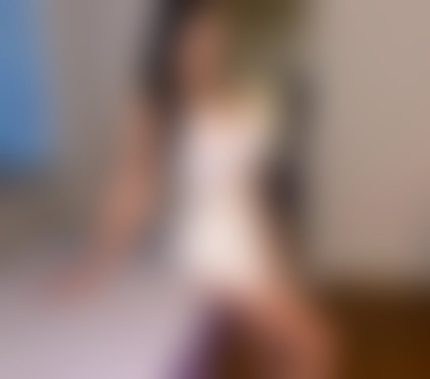 Hi NEW IN TOWN STUNNING ☎️INCALL OUTCALL☎️