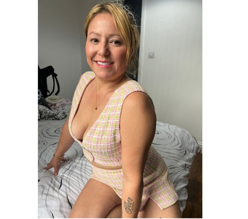 Escorts West London Hillingdon - Photos for Maya party Paraguayan girl back in town ! 🥳