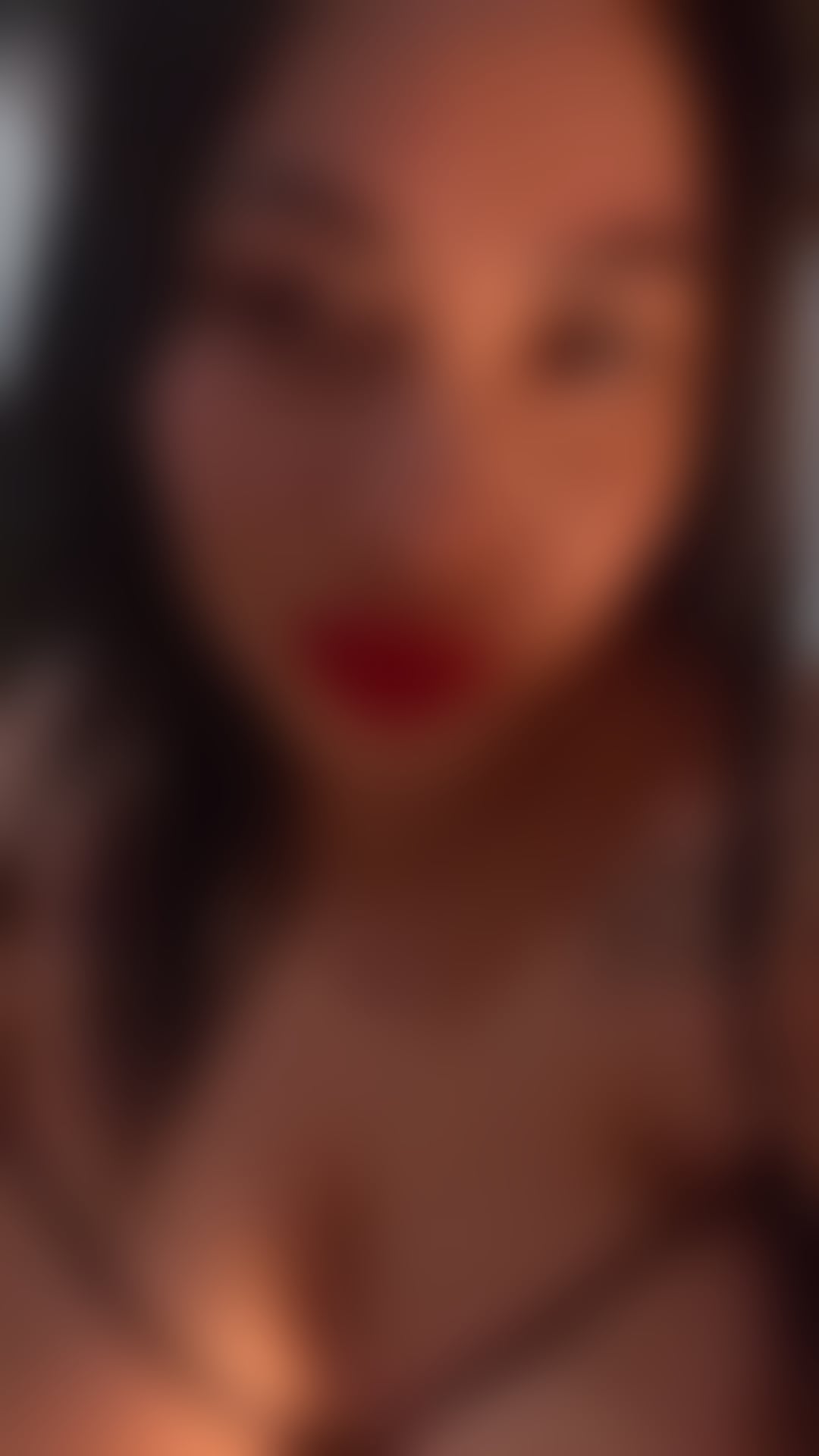 Escorts East London Canary Wharf - DLR Station - East London - 