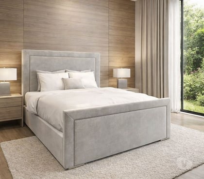 Second hand furniture Manchester City Centre Manchester - Photos for Decent plain Double bed with Mattress