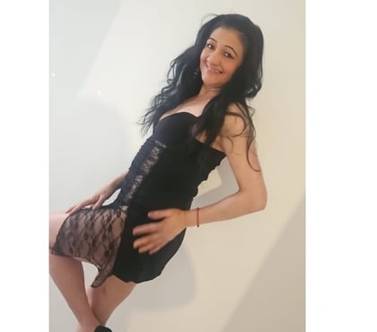 Escorts North Harrow Harrow - Photos for Mira Milf 😍❤️ Hottest in TOWN . Party Girl 😈😘