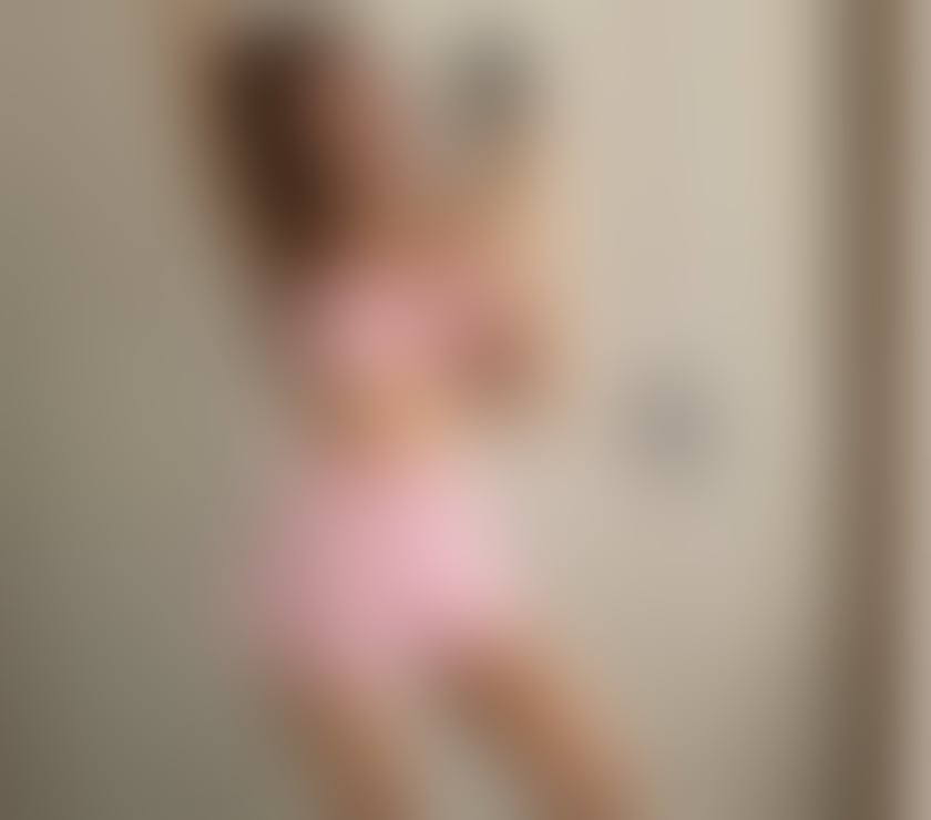  Escorts & Erotic Massage Southampton International Airport Eastleigh - Photos for PARTY JULIA 💦NAUGHTY BBL🍑IN TOWN😍🔝