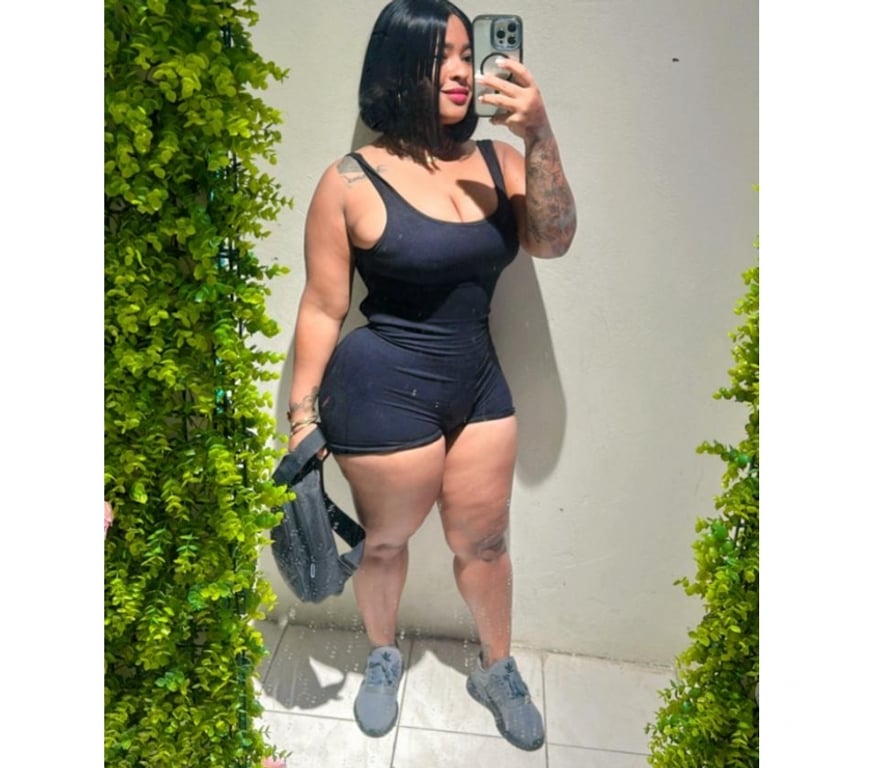 Escorts East London Havering - Photos for IF YOU'RE INTERESTED IN A PARTY GIRL, I'LL BE IN ROMFORD