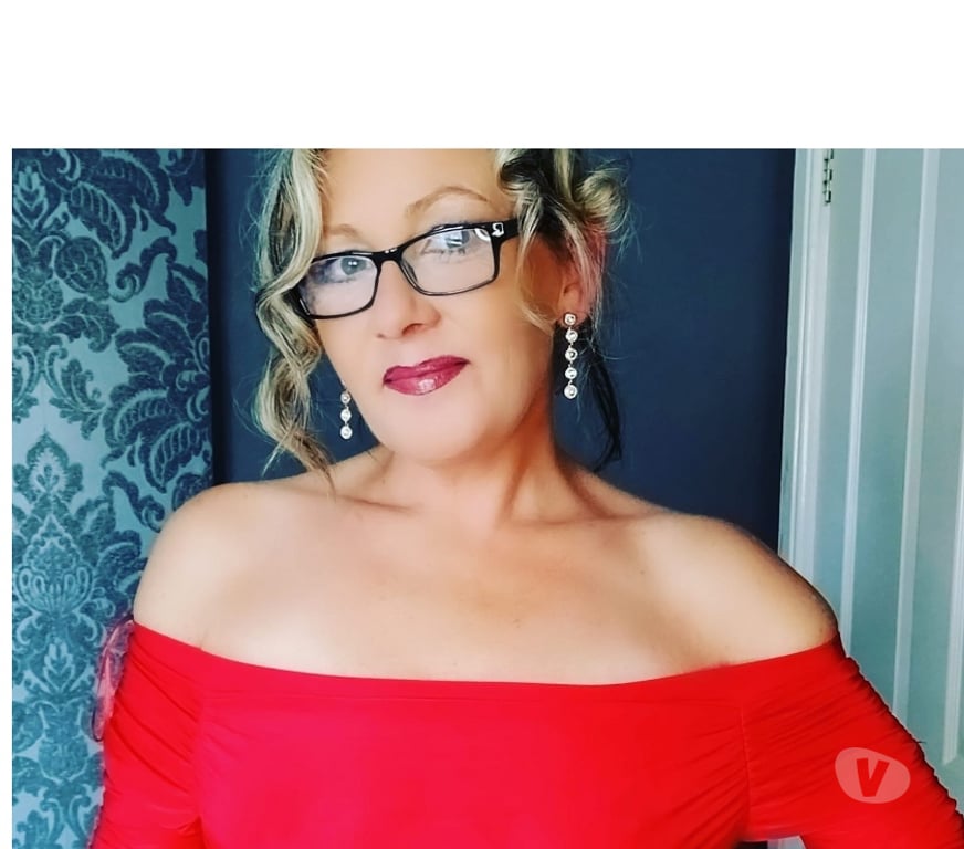 Adult Entertainment Essex Basildon - Photos for Ultimate irish milf waiting for your call !!