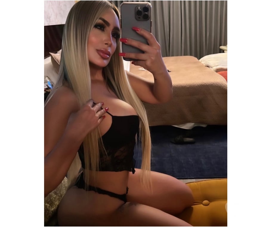 Escorts South East London Bromley - Photos for ELY❤️‍🔥 SEXY, PARTY GIRLY 100% REAL 🔥