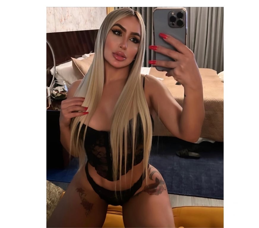 Escorts South East London Bromley - Photos for ELY ❤️‍🔥 SEXY, PARTY GIRLY 100% REAL 🔥