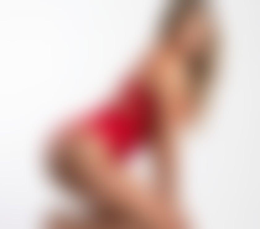 Escorts West London West Kensington Station - West London - Photos for Massage with the beautiful Carolina in West Kensington