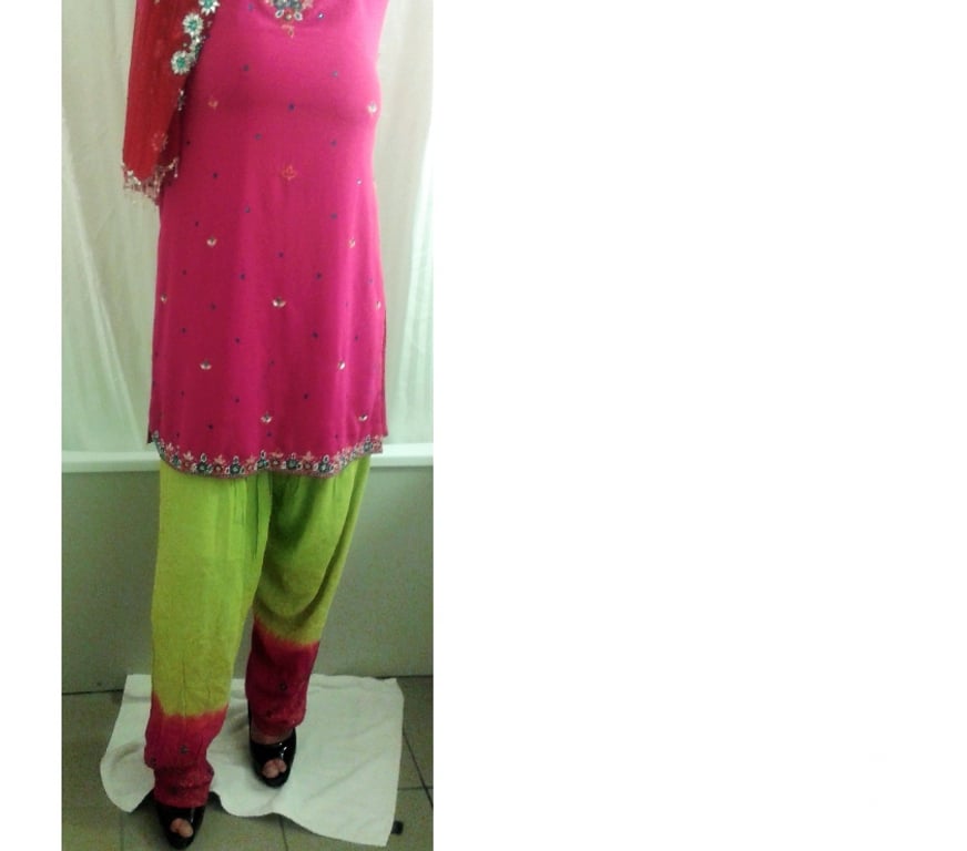 Trans Escorts West Yorkshire Bradford - Photos for Transvestite MASSAGE Bradford city centre NO TEXTING