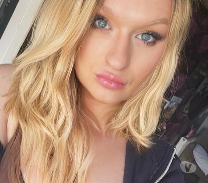 Trans Swadlincote South Derbyshire - Photos for Curvy and kind trans girl