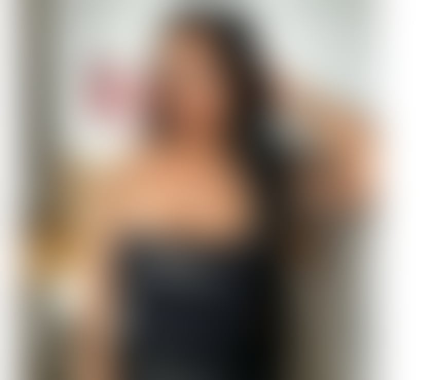 Arabic girl New in town