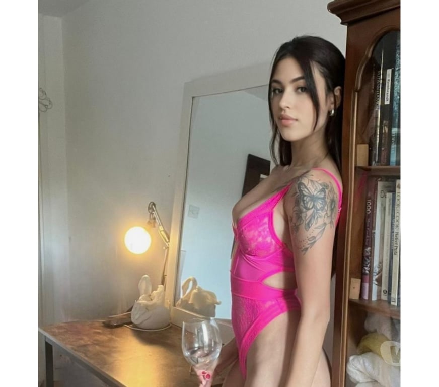 Escorts North London Manor House - North London - Photos for 🍾❤️‍🔥best gfe Latina 💋incall ⭐️party