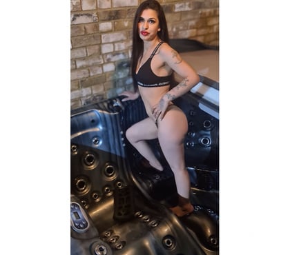  Escorts Catford South East London - Photos for Bella🍒New Naughty 🪩🔝HOTTEST 🔝GFE🔞Party