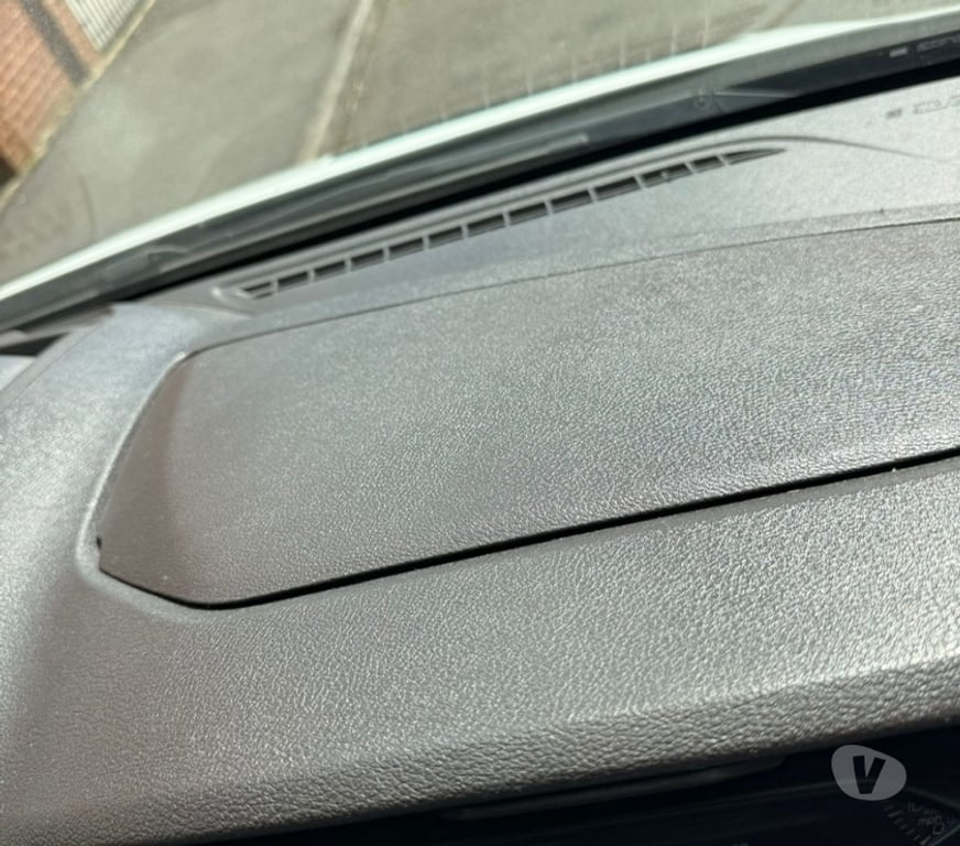 vans for sale South Yorkshire Sheffield - Photos for Ford Transit White 2018 in good condition, taxed and MOT,