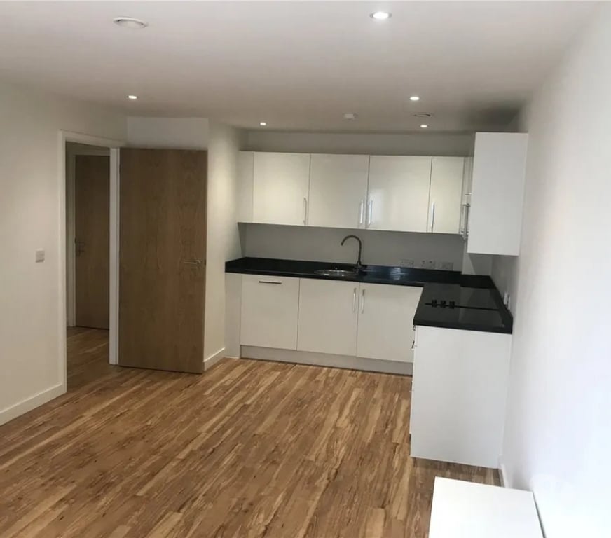 Property to Rent Greater Manchester Salford - Photos for Lovely Apartment located in Salford Quays