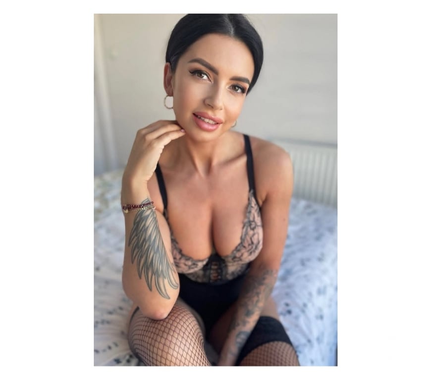 Escorts Essex Harlow - Photos for Ella,Top quality escort! Just arrived here