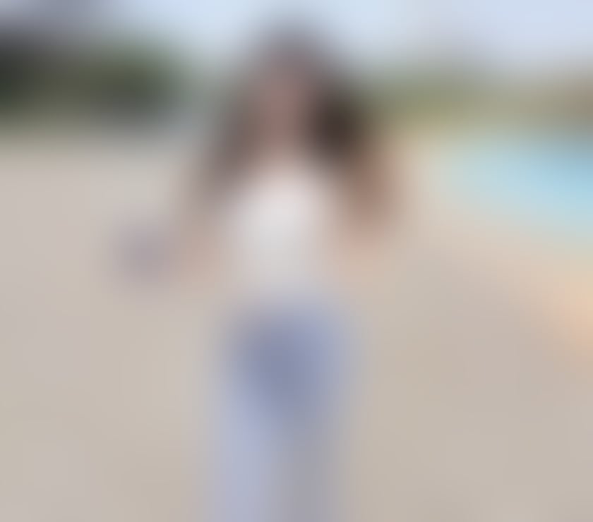  Escorts Horwich Bolton - Photos for Sensual Erotic Relaxing Massage , Four Hand , Full Service