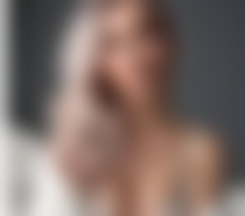  Escorts Gloucester City Centre Gloucester - Photos for LIANA MASSAGE 💕