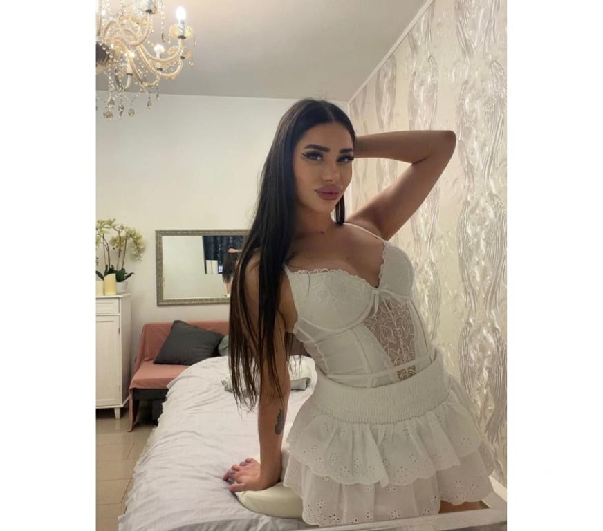 Escorts East Sussex Eastbourne - Photos for 🌹SKINNY BRUNETTE🌹GENUINE PICS100%🌹