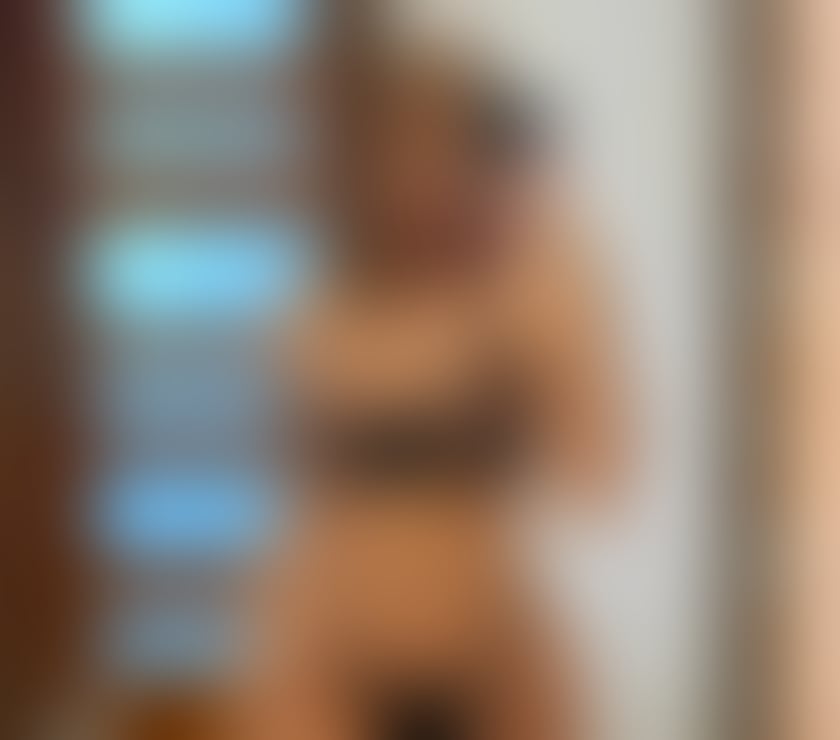 Escorts South East London Woolwich - South East London - Photos for 🔞Party girl no rush Ariana💯