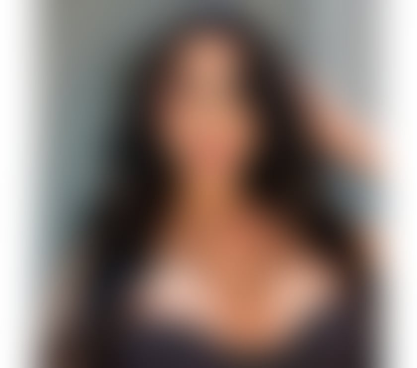 Escorts Hertfordshire Watford - Photos for CHARMING AND CALM, READY TO WELCOME YOU 💋🌸