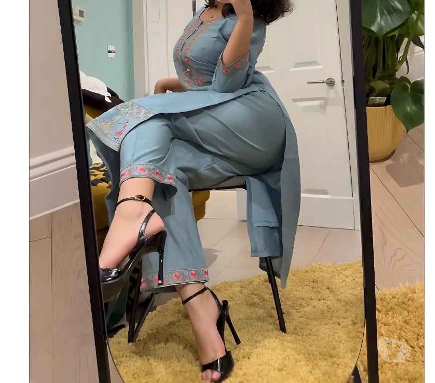 Escorts Leicestershire Leicester - Photos for British Indian Girl 🇮🇳💜🇮🇳💜🇮🇳💜